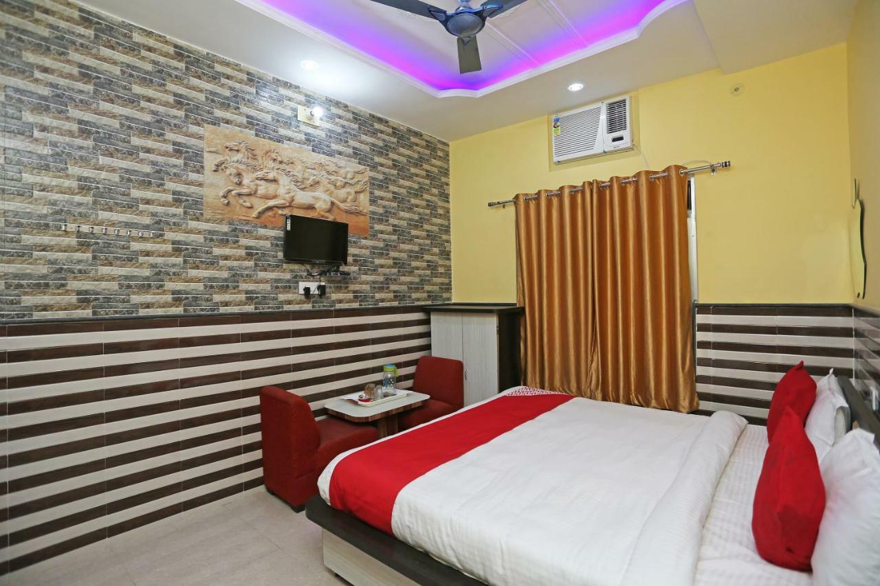 Hotel Bachchan Palace Varanasi Eksteriør billede